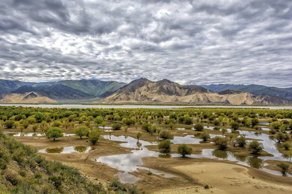 Arunachal Pradesh - Land Of Dawn-lit Mountains - Collection Arunachal Pradesh - Land Of Dawn-lit Mountains - Collection