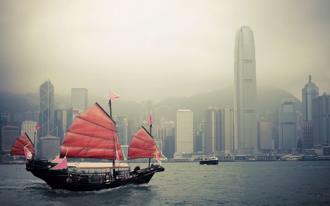 Hong Kong: Asia’s Most Happening - Collection Hong Kong: Asia’s Most Happening - Collection
