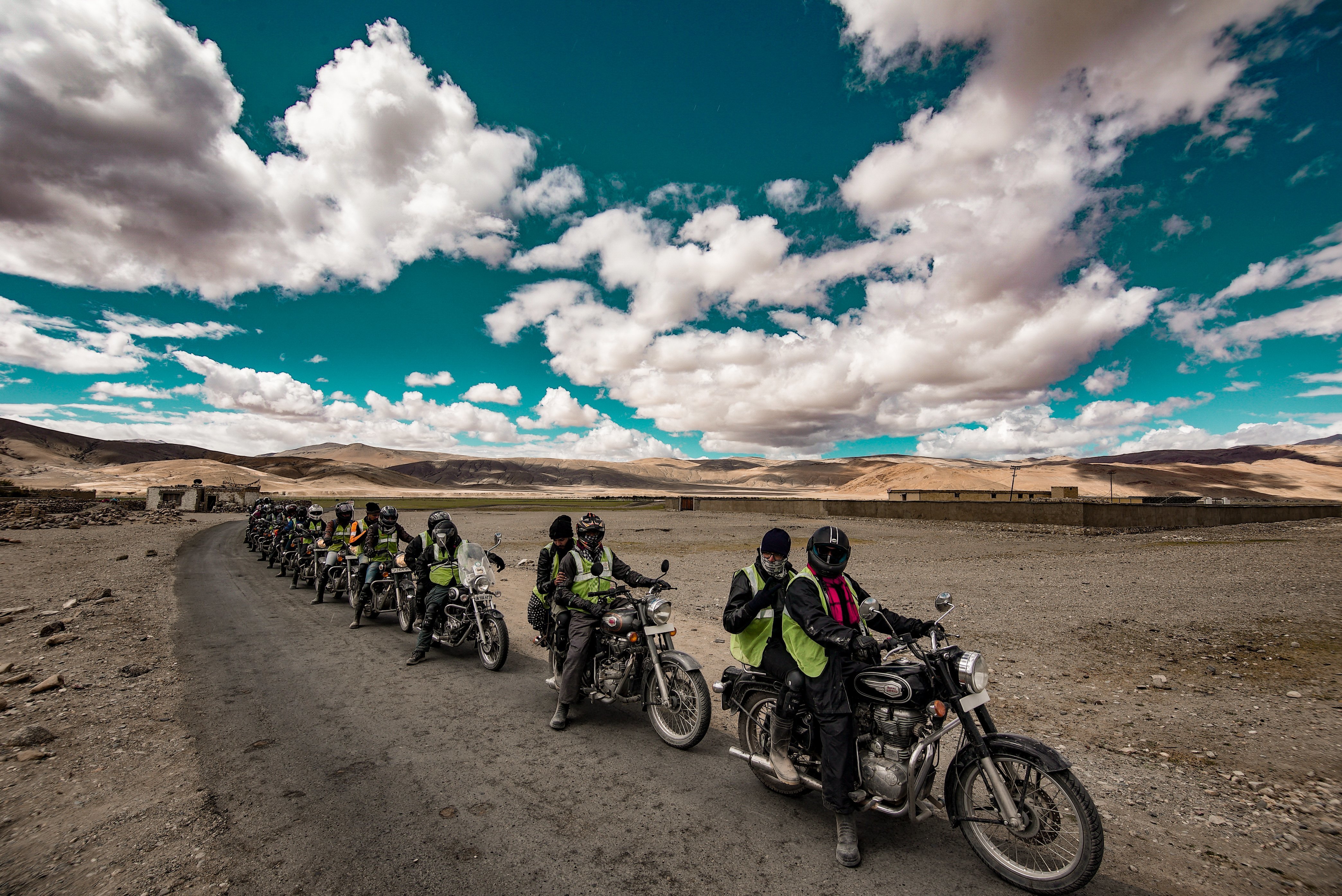 leh ladakh bike trip blog