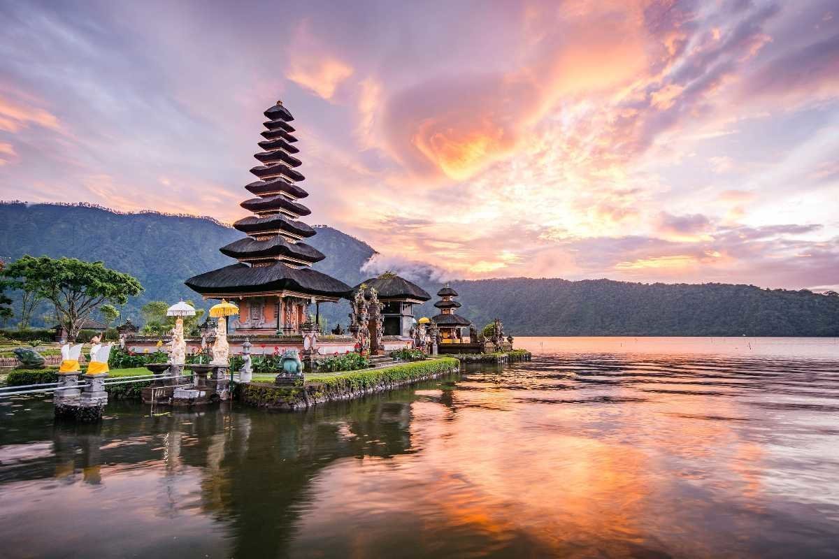BALI. - Collection BALI. - Collection